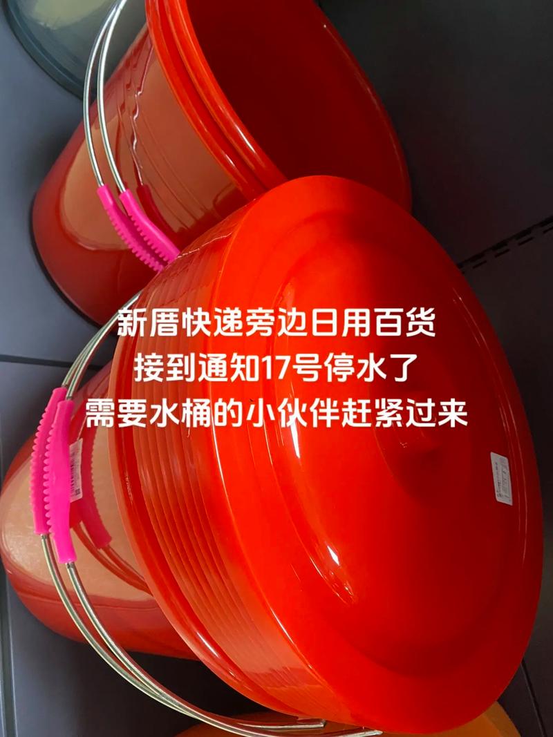 新厝快遞旁藏了個日用百貨寶庫！勞保、玩具、文具、飾品一站式批發零售